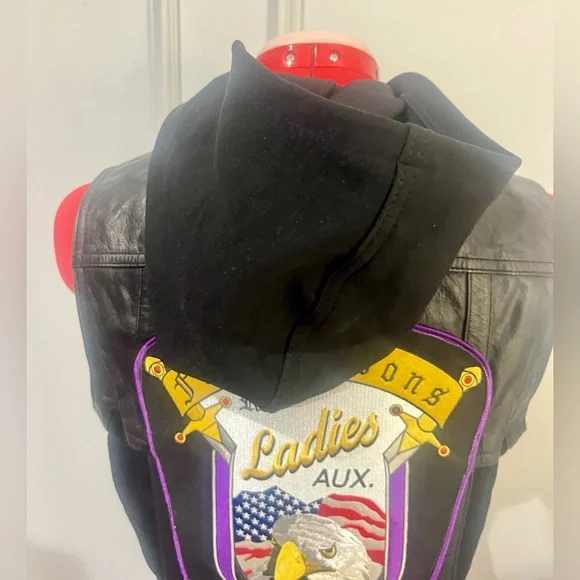 Harley-Davidson Black Leather Hoodie Vest with Colorful Patches Womens Small - Picture 4 of 10